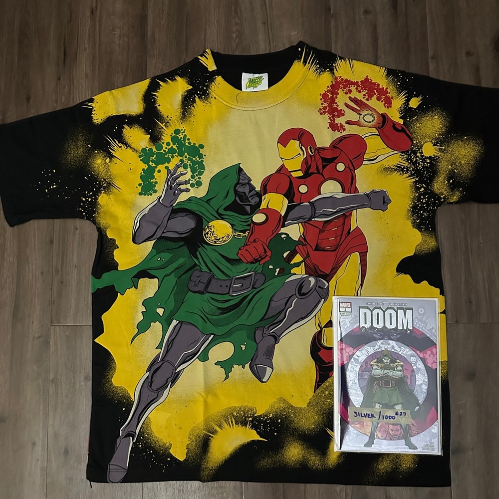DOOM v Iron Man Chronic Images Tee XL
